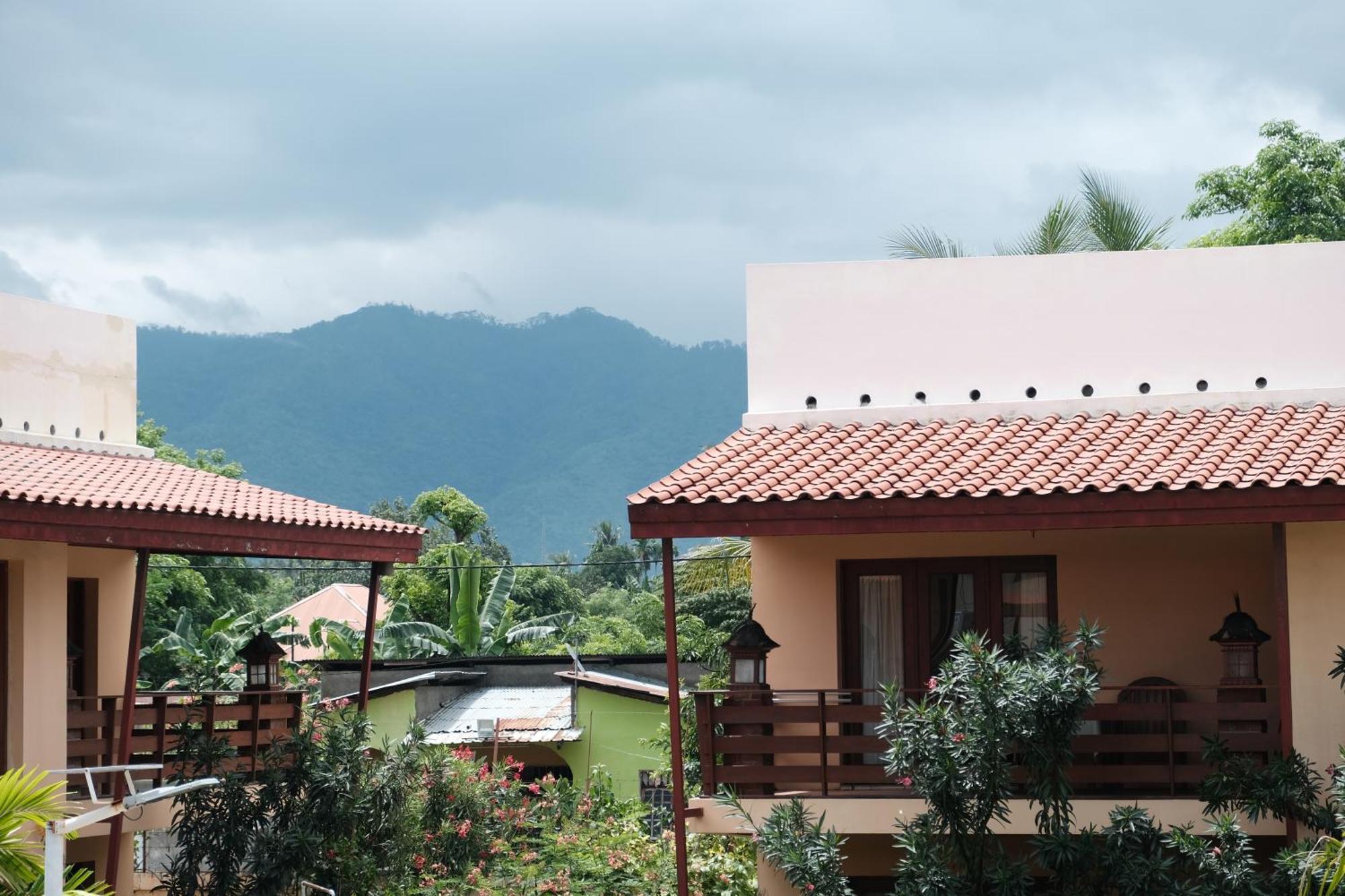 Arbiru Beach Resort Dili Exterior photo